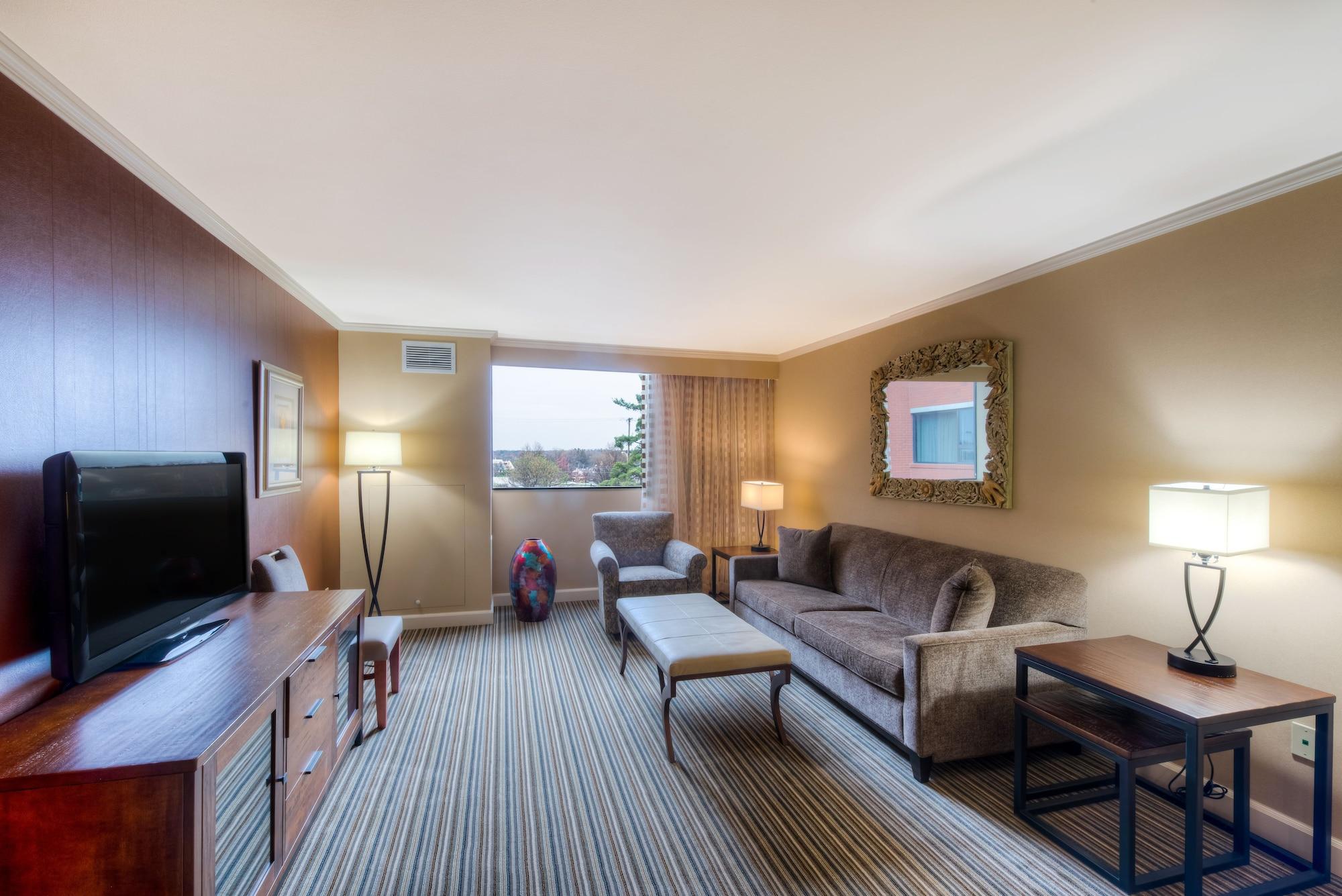 Doubletree By Hilton Akron Fairlawn Exterior photo